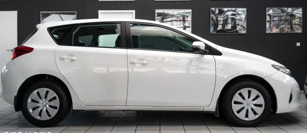 Toyota Auris cena 37900 przebieg: 141500, rok produkcji 2014 z Wrocław